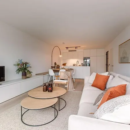 Huswell - Renovated With Sea View And Parking Appartement *