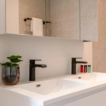 Huswell - Renovated With Sea View And Parking * Knokke-Heist