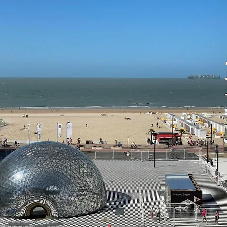 Huswell - Renovated With Sea View And Parking Knokke-Heist